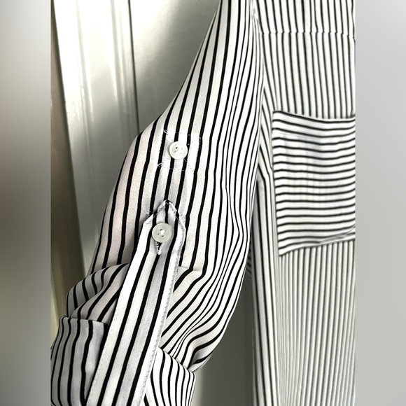 EXPRESS PORTOFINO SHIRT - SLIM FIT - SIZE MEDIUM - BLACK/WHITE STRIPE - Picture 3 of 5